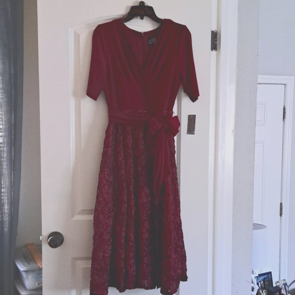 Alex Evening Women's Tea Length Dress with Rosette Detail Size 6 Color: Merlot